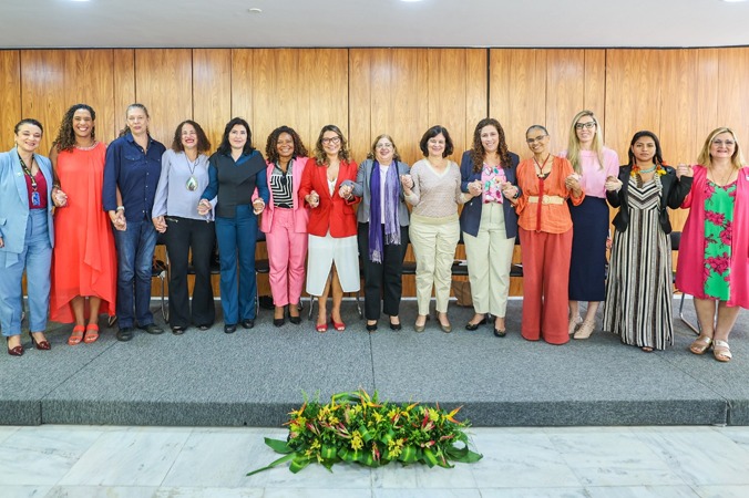 Rita Serrano participa de cerimônia de abertura do mês Internacional das Mulheres