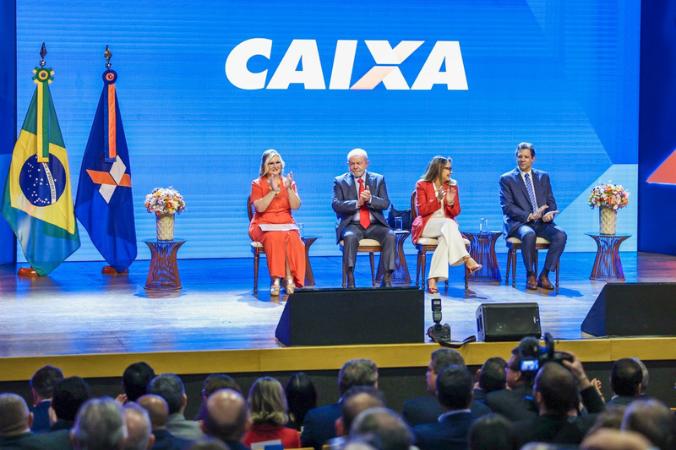 No dia que CAIXA completa 162 anos, Rita Serrano é empossada presidenta