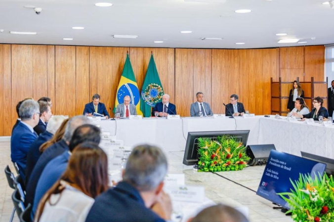 Rita Serrano participa de reunião com empresários do setor do Varejo