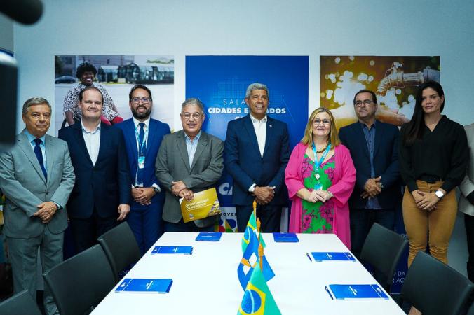 Rita Serrano inaugura Sala das Cidades e Estados em Lauro de Freitas (BA)
